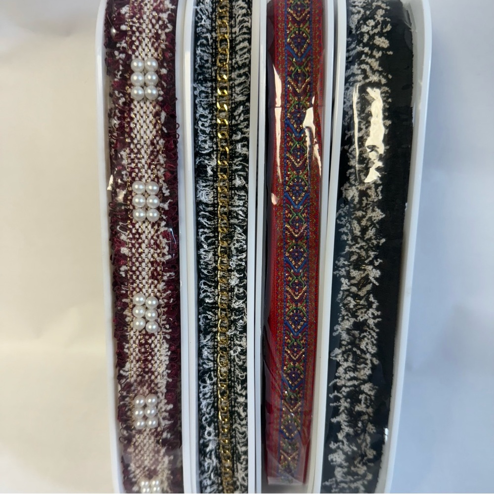 SIMPLICITY Assorted Trims NWT